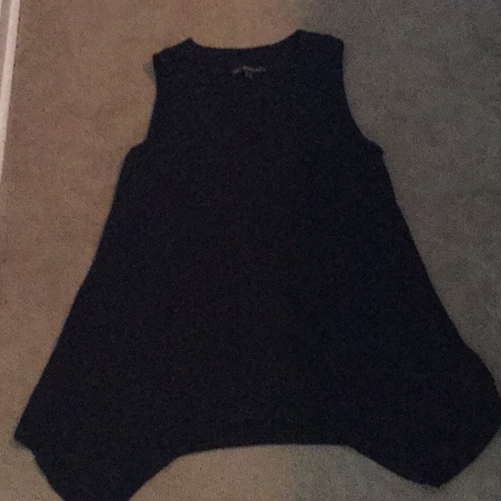 Adrianna papella navy sleeveless top
